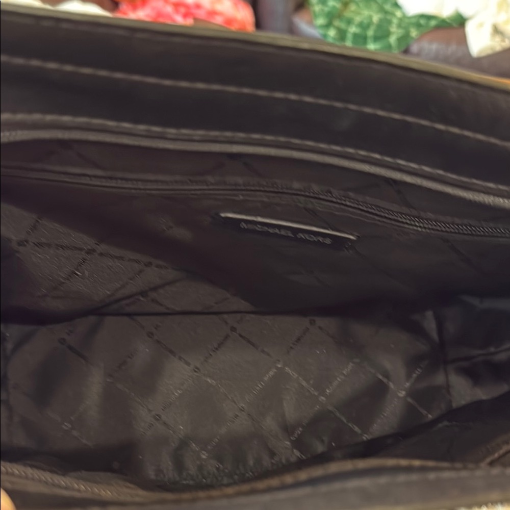 Michael Kors Black Tote Bag - Picture 8 of 10